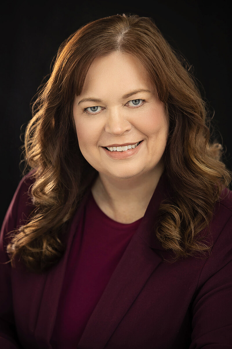 Author and Speaker headshot for Melanie Dickerson, New York Times Bestselling Romance Author
