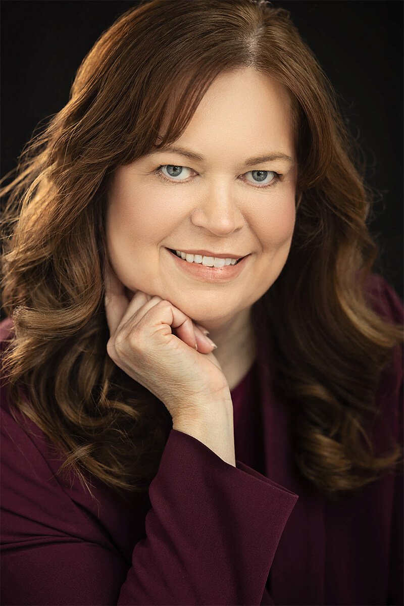 Author and Speaker headshot for Melanie Dickerson, New York Times Bestselling Romance Author